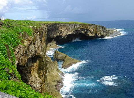 バンザイクリフ